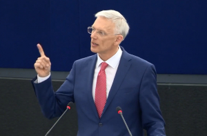 Кариньш назвал Россию поставщицей «грязных денег» в Европу