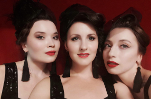 Актрисы московских мюзиклов проведут в Риге «Добрый вечер в клубе «Гамлет»