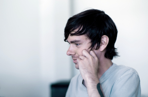 Создатель Twitter за год заработал чуть больше доллара