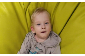 «Зеленая лампа»: дадим шанс на выздоровление 2-летнему Артису