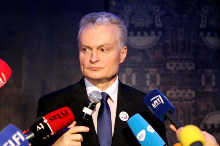 До свидания, Грибаускайте: Литва выбрала нового президента
