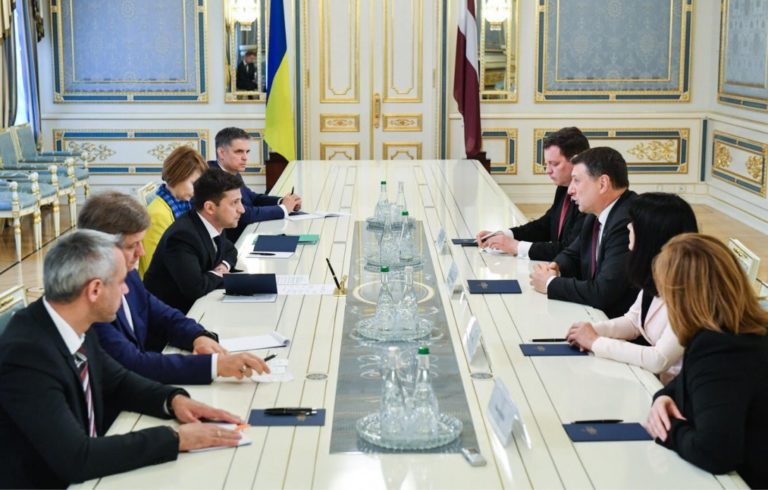 Зеленский назвал Латвию «адвокатом Украины в ЕС и НАТО»