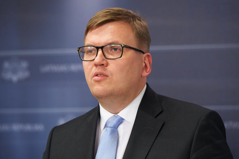 В Икшкиле обижены и возмущены: Пуце сравнил опрос с референдумом в Крыму