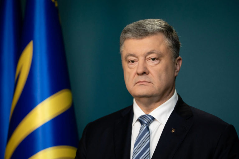 Порошенко допросили по делу о гибели людей на Евромайдане