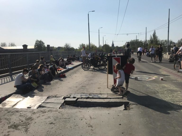 Деглавский мост откроют для общественного транспорта