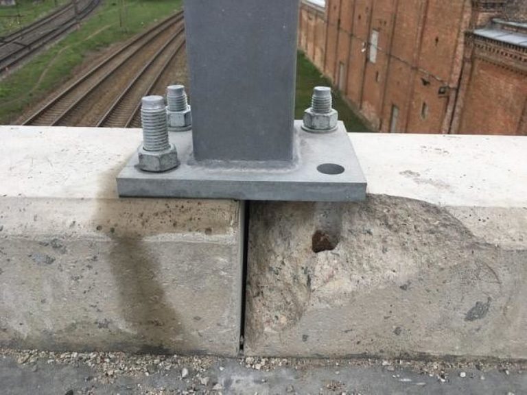 Рижская дума проведет работы по укреплению колонн Деглавского моста