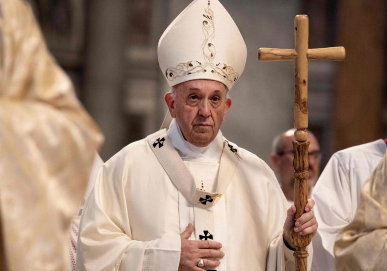 Папа Римский сравнил аборты с наймом киллера