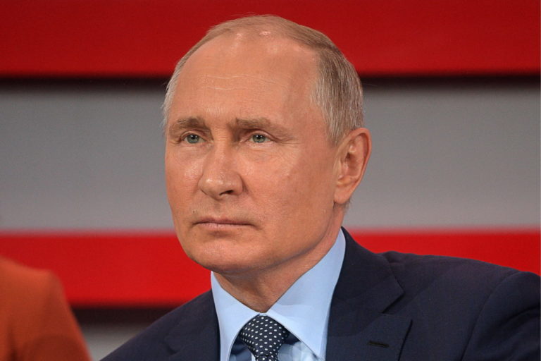 Путин назвал главное оружие века