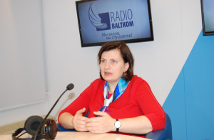 Министр: депрессия? В Латвии вас запрут на 30 дней и будут пичкать таблетками