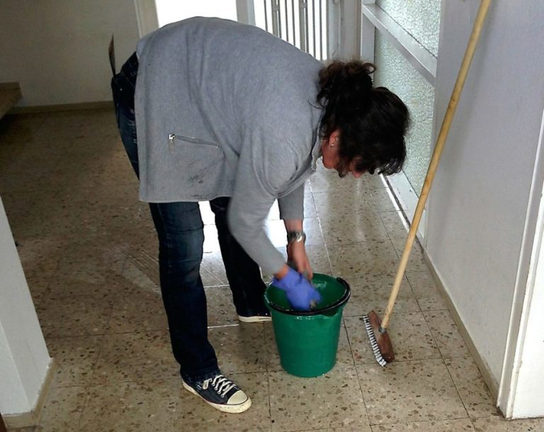 Меньше «минималки»! Названы самые низкооплачиваемые профессии в Латвии