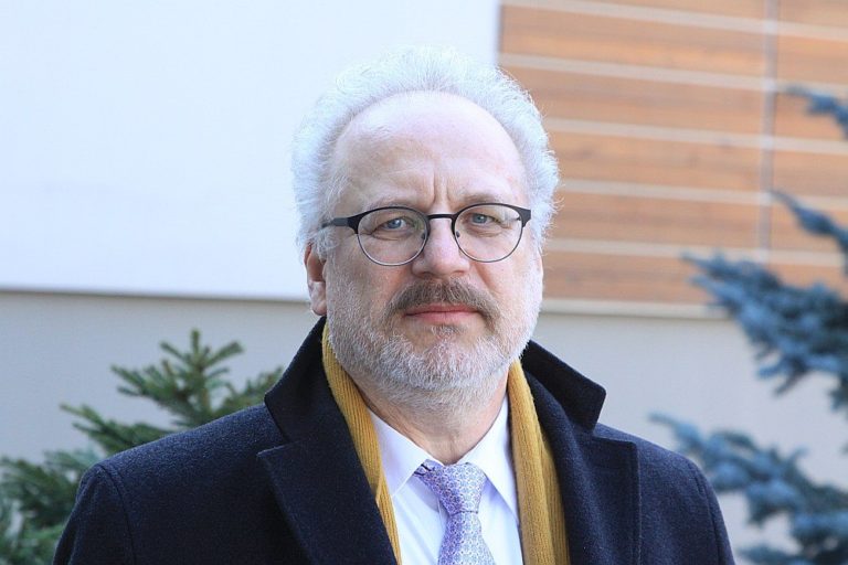 Левитс рассказал, каким он видит будущее Памятника Освободителям в Риге