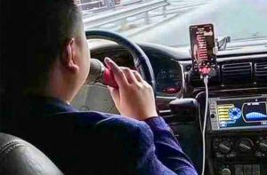 Подборка фото веселых странностей из вселенной таксистов