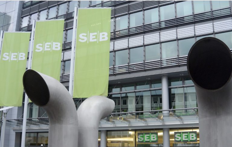 У клиентов SEB банка на выходных возможны перебои в работе карт