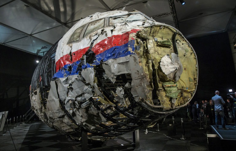 Кто виноват в крушении MH17 на Донбассе? Названы имена четырех подозреваемых