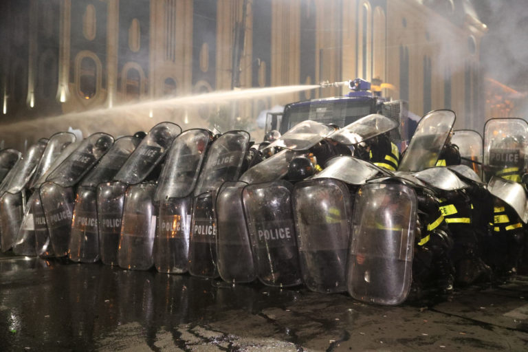 Двое лишились глаз: 240 человек пострадали во время протеста в Тбилиси