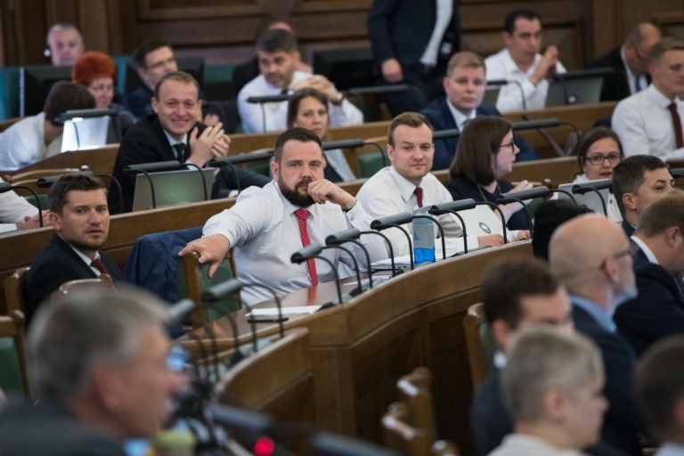 Занятые люди: за весеннюю сессию Сейм принял 80 законов