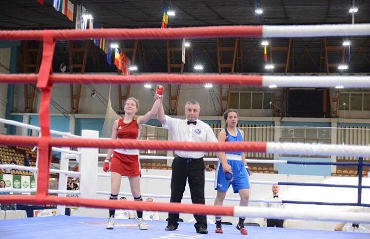 Серебро по боксу: достижение девушки из Латвии