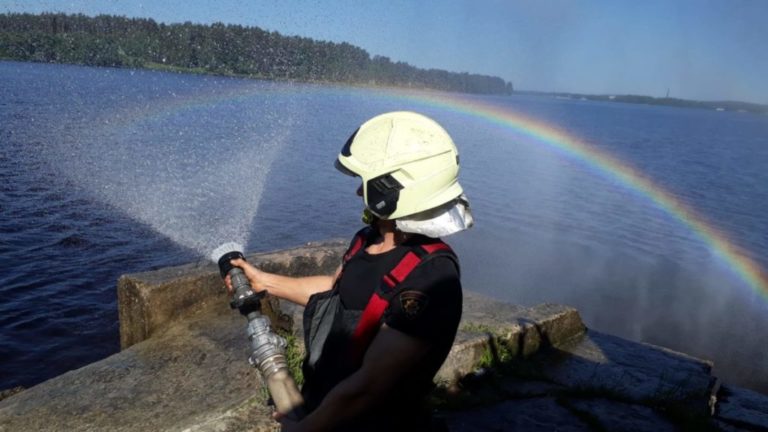 Будьте осторожны на воде! Спасатели обратились к населению