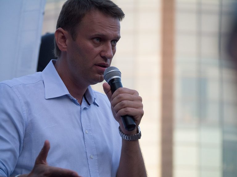 Навального доставили в больницу из спецприемника: у него аллергия