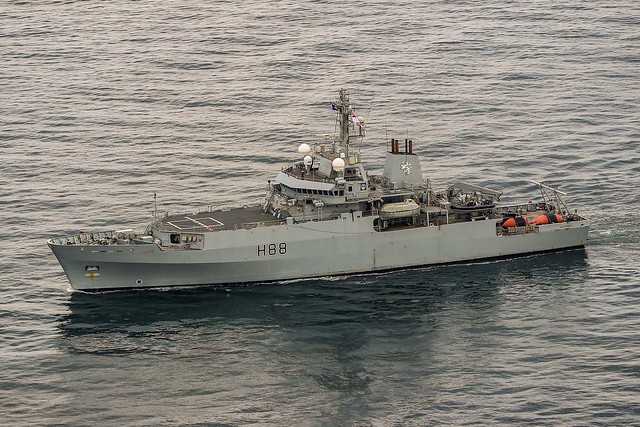 Россия и НАТО на Черном море: военные начали учения одновременно