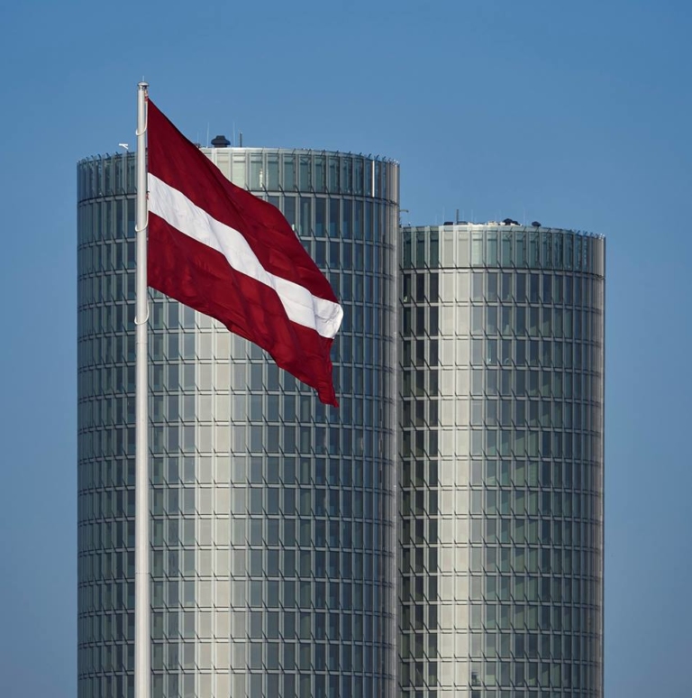 Понадобилось 10 лет и 200 млн евро: сдан под ключ комплекс Z Towers в Пардаугаве