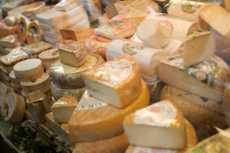 Россия не пустила: в Латвию вернули 10 тонн продуктов