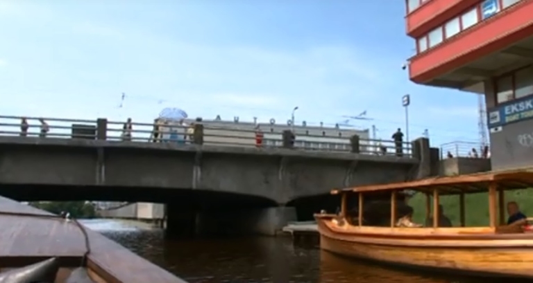 LTV7: смерть мужчины в городском канале могла быть не случайной