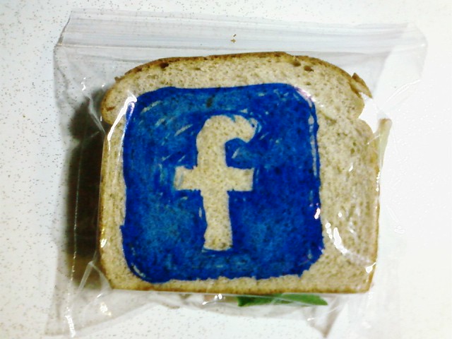 Не сохранили данные: США оштрафовали Facebook на 5 млрд долларов