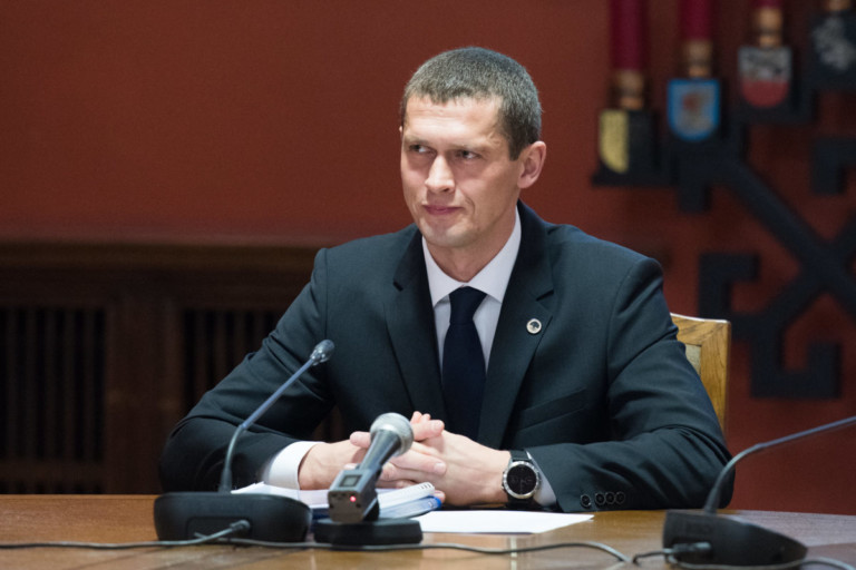 Умышленно нарушил гостайну: уголовное дело депутата передали в суд