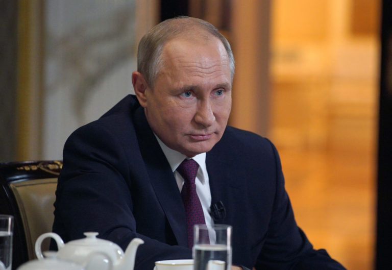 Польша решила пригласить Путина на 75-ю годовщину освобождения Освенцима