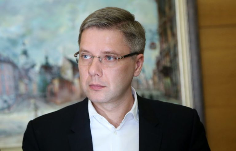 Стало известно, по какому делу начат уголовный процесс против Ушакова