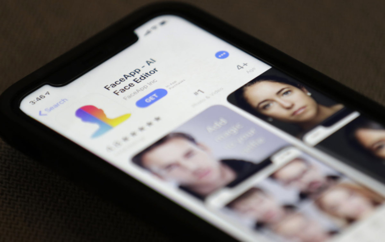 Немцев предупредили о рисках «старения» через программу FaceApp