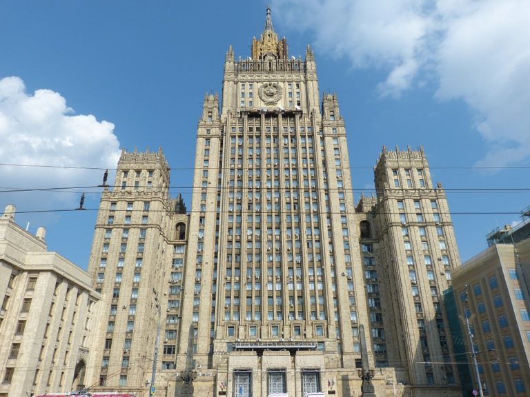 Это жесткая цензура. В МИД РФ отреагировали на блокировку Baltnews.lv