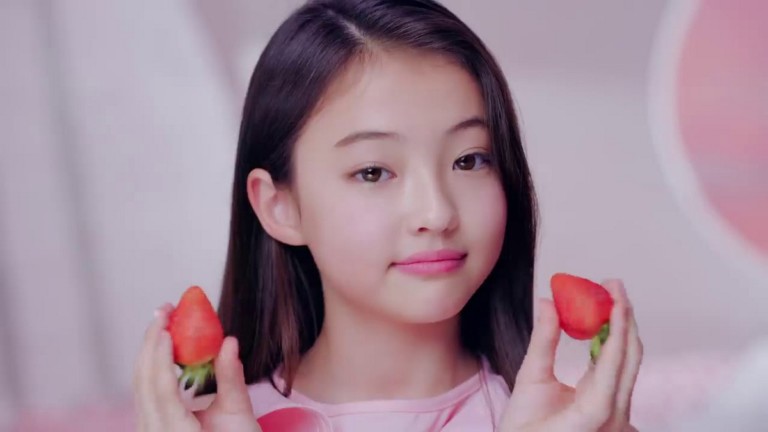 Baskin Robbins обвиняют в сексуализации 11-летней девочки