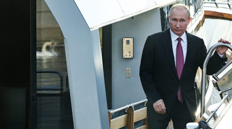 Коротко и ясно: Путин ответил на вопрос о планах после президентства