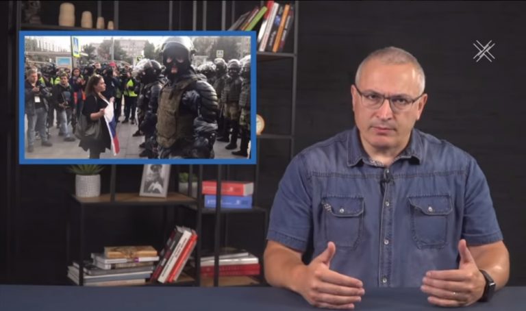 ВИДЕО: Ходорковский обратился к москвичам накануне выборов 8 сентября