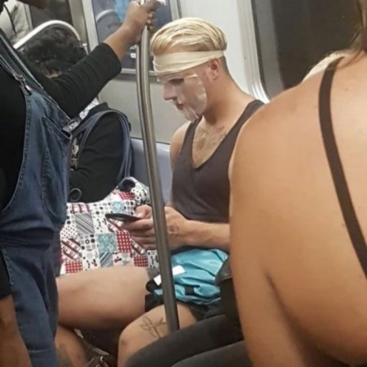 Странные и необычные пассажиры в метро