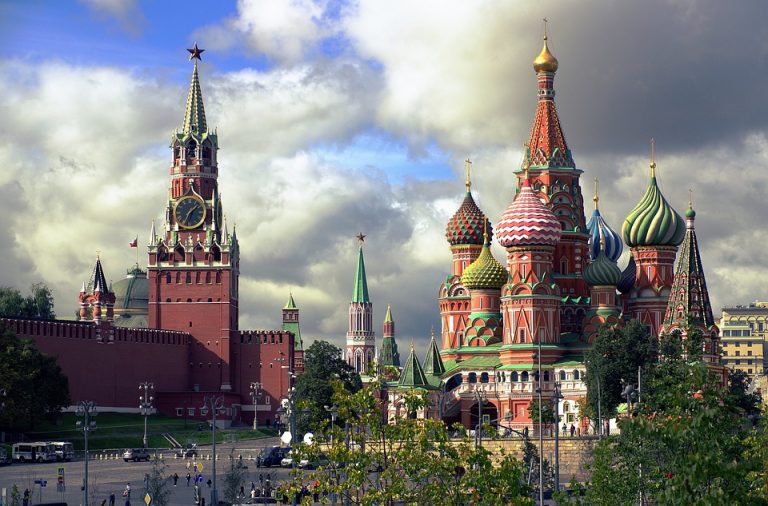 Посольство РФ: Латвии денег не дают, вот она и находит вражду на «России 24»