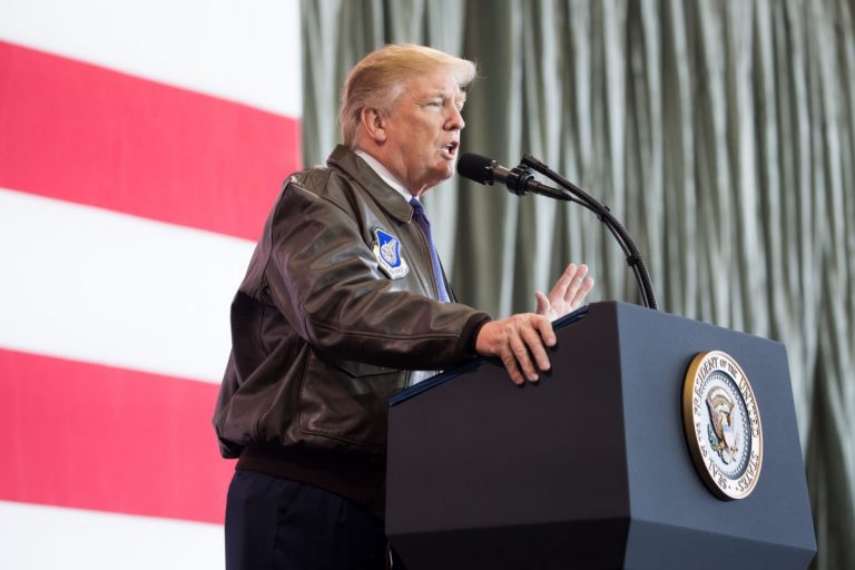«Вы — богатая страна»: Трамп обвинил Данию в недостаточных тратах на НАТО
