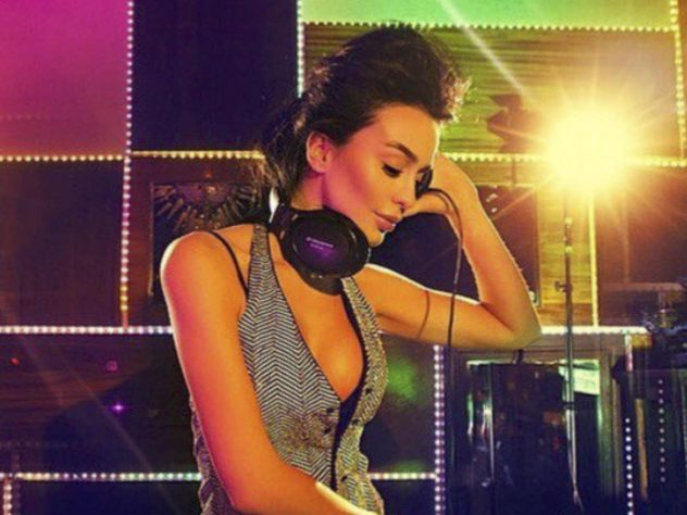 Модель Playboy и диджей Жанна Рассказова умерла в 29 лет