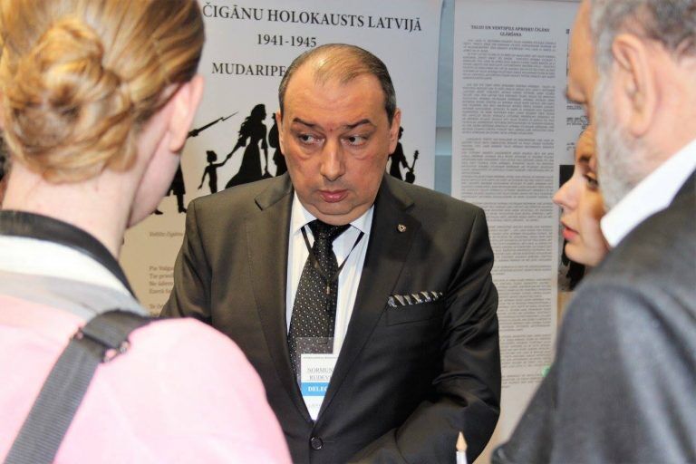 Глава Международного союза ромов: если бы люди узнали, что гостиницей в Риге владеет цыган, то бизнес бы рухнул