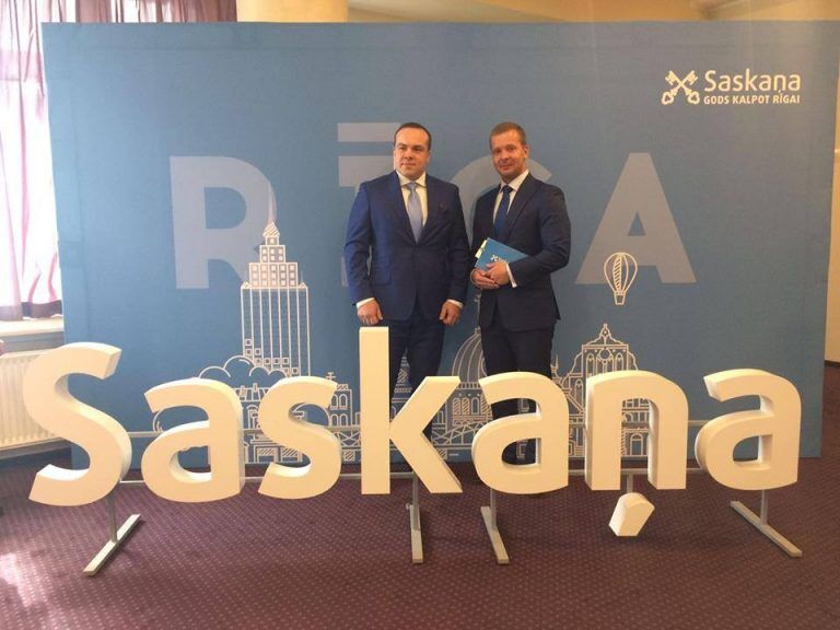 Очередной раскол в Рижской думе? Тройка во главе с Бергманисом намерена выйти из «Согласия»