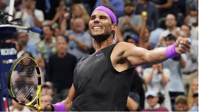 ВИДЕО: Надаль в пятичасовом триллере одолел Медведева в финале US Open