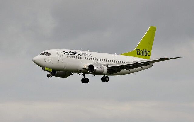 Клиент airBaltic «попала» на 40 000 евро из-за овербукинга: как такое могло случиться?  