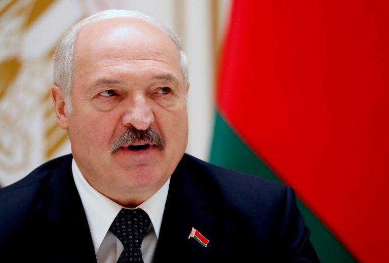 Лукашенко готов ввести миротворцев в Донбасс