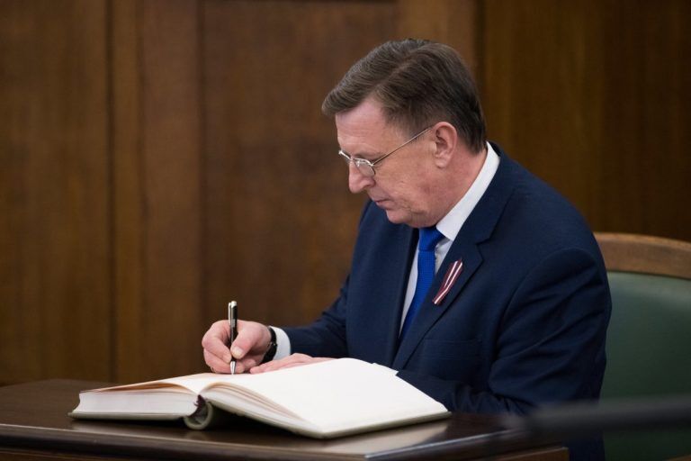 Экс-премьер Латвии о «картельном сговоре»: было бы странно, если бы я не знал, что происходит в стране