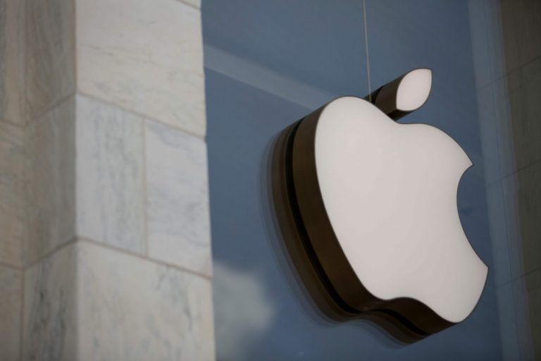 Apple запатентовала ремешок для часов, распознающий владельца