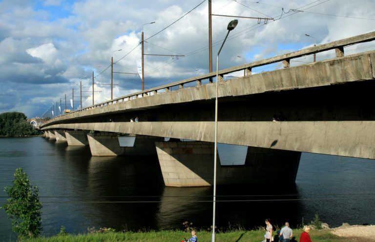 Во время ремонта на Островном мосту погиб рабочий