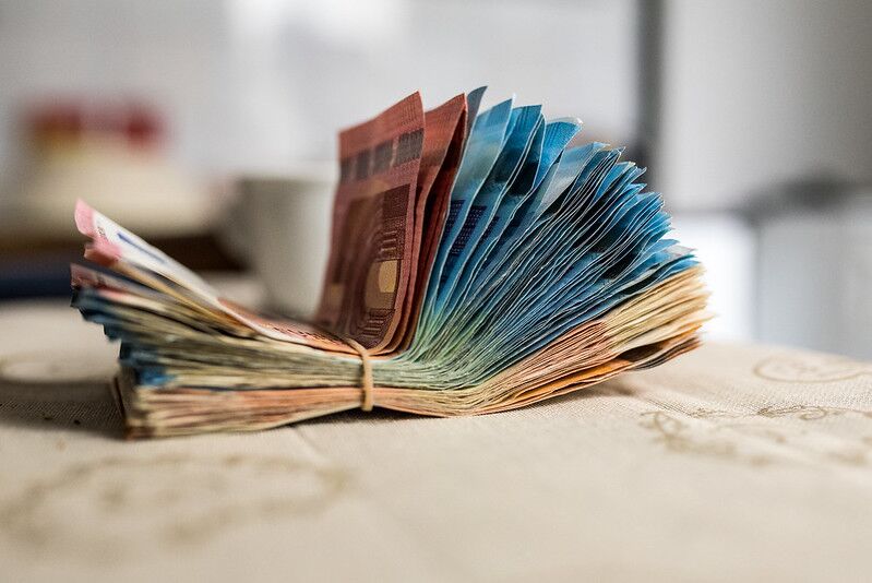 Это все взятки виноваты: в Латгале задержан полицейский высокого ранга