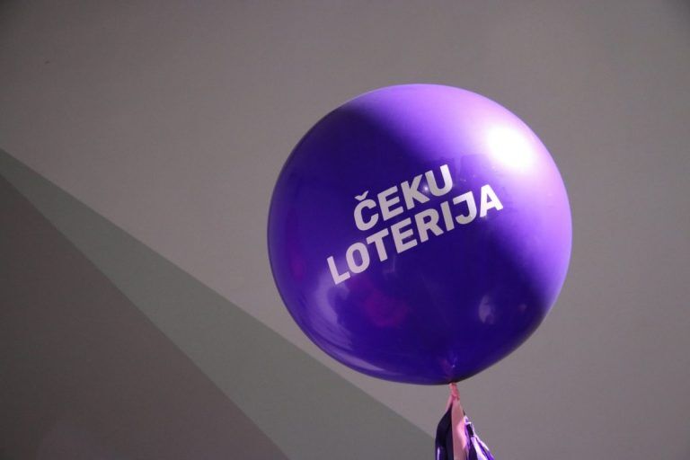 Кто участвует в чековой лотерее? Большинство латвийцев не хотят регистрировать свои покупки